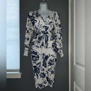 BOO-HOO: Floral print plunge tie waist midi dress